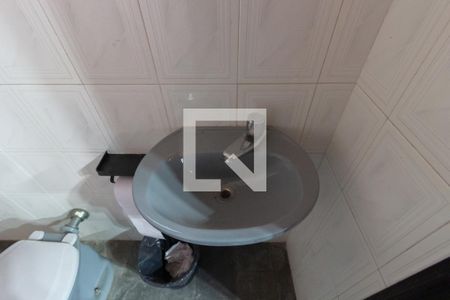 Casa à venda com 384m², 4 quartos e 7 vagas Casa à venda com 384m², 4 quartos e 7 vagasLavabo 2