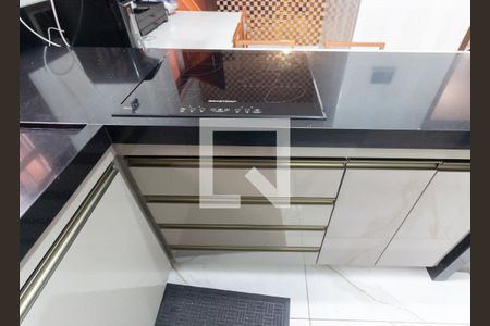 Casa à venda com 384m², 4 quartos e 7 vagas Casa à venda com 384m², 4 quartos e 7 vagasCozinha