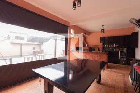 Casa à venda com 384m², 4 quartos e 7 vagas Casa à venda com 384m², 4 quartos e 7 vagasÁrea Gourmet