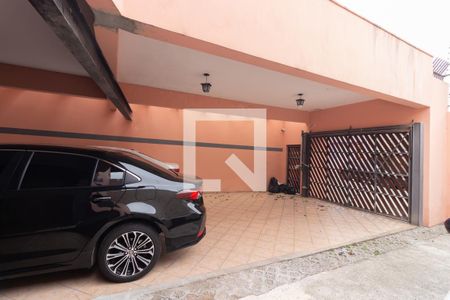 Casa à venda com 384m², 4 quartos e 7 vagas Casa à venda com 384m², 4 quartos e 7 vagasGaragem