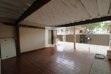 Casa à venda com 178m², 4 quartos e 2 vagasGaragem