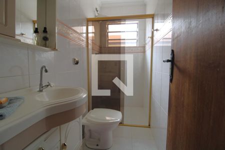 Casa à venda com 178m², 4 quartos e 2 vagasBanheiro 1