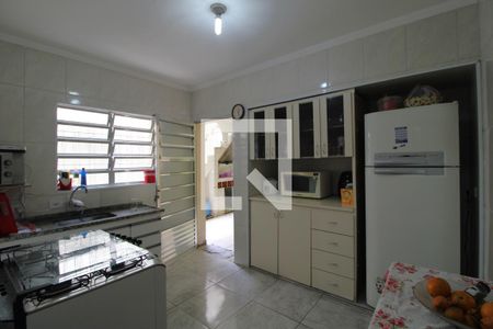 Casa à venda com 178m², 4 quartos e 2 vagasCozinha
