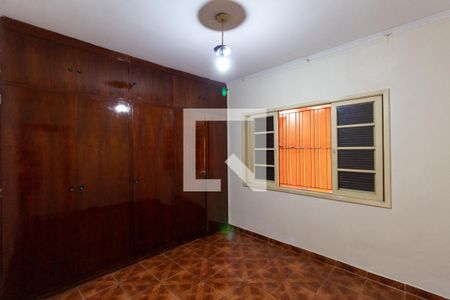 Quarto 1 de casa à venda com 2 quartos, 200m² em Vila Santo Henrique, São Paulo