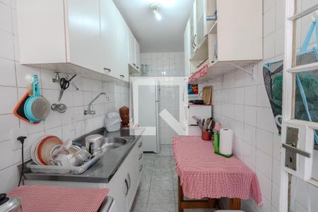 Apartamento para alugar com 55m², 2 quartos e sem vagaCozinha e Área de Serviço