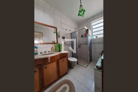 Casa à venda com 217m², 3 quartos e 3 vagas