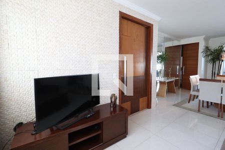 Sala de casa para alugar com 4 quartos, 250m² em Jardim Karaíba, Uberlândia