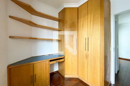 Quarto 1 de apartamento para alugar com 2 quartos, 48m² em Vila Pompéia, São Paulo