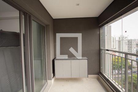 Sacada de apartamento para alugar com 1 quarto, 27m² em Indianópolis, São Paulo