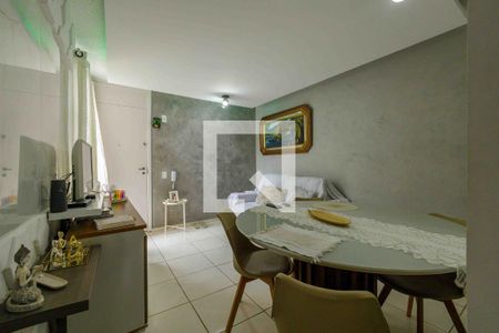 Sala de apartamento para alugar com 2 quartos, 44m² em Itanhangá, Rio de Janeiro