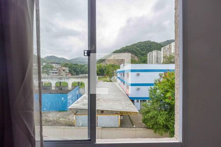 Vista Quarto 1 de apartamento para alugar com 2 quartos, 44m² em Itanhangá, Rio de Janeiro