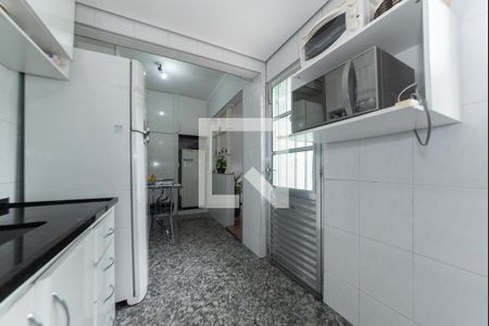 Casa à venda com 58m², 2 quartos e 2 vagasCozinha
