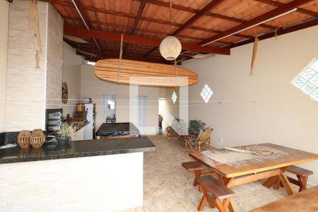 Casa para alugar com 350m², 2 quartos e 2 vagasTerraço