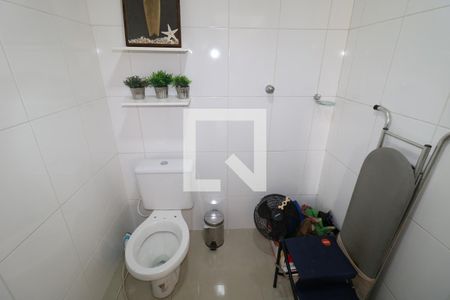 Casa para alugar com 350m², 2 quartos e 2 vagasBanheiro da Suíte 2