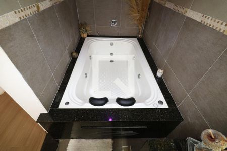 Casa para alugar com 350m², 2 quartos e 2 vagasBanheiro da Suíte 1