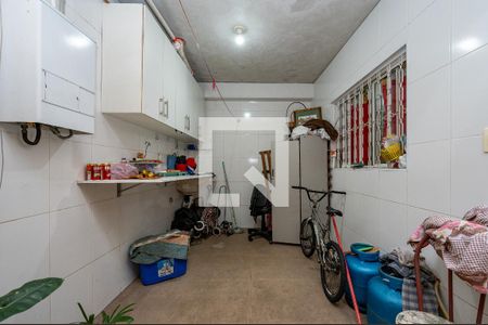Casa à venda com 100m², 3 quartos e 2 vagasÁrea de Serviço