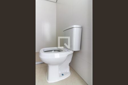 Apartamento para alugar com 106m², 2 quartos e 1 vaga Apartamento para alugar com 106m², 2 quartos e 1 vagaBanheiro da Suíte 2