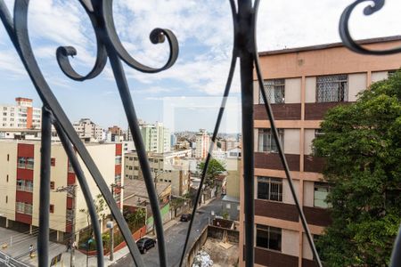 Vista do Quarto 1 de apartamento à venda com 3 quartos, 110m² em Santa Efigênia, Belo Horizonte