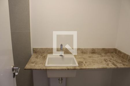 Apartamento para alugar com 100m², 3 quartos e 2 vagasBanheiro do Quarto 3