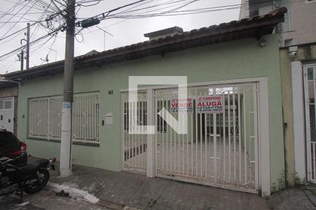 Casa à venda com 160m², 3 quartos e 8 vagasFachada