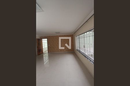 Casa à venda com 160m², 3 quartos e 8 vagasSala