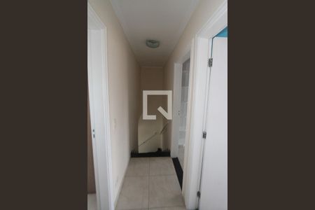 Casa à venda com 160m², 3 quartos e 8 vagasCorredor