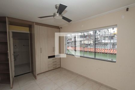 Casa à venda com 160m², 3 quartos e 8 vagasSuite