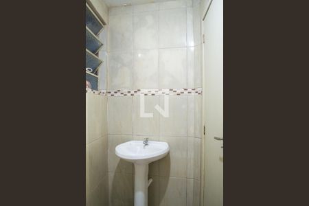 Banheiro  de apartamento à venda com 1 quarto, 47m² em Centro Histórico, Porto Alegre