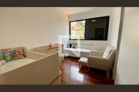 Apartamento à venda com 400m², 4 quartos e 4 vagasQuarto 3