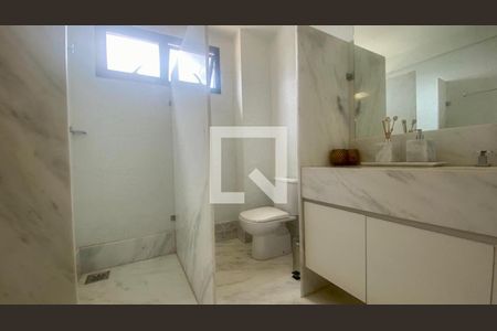 Apartamento à venda com 400m², 4 quartos e 4 vagasBanheiro Social