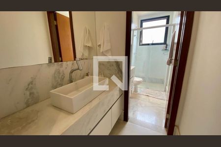 Apartamento à venda com 400m², 4 quartos e 4 vagasBanheiro Social