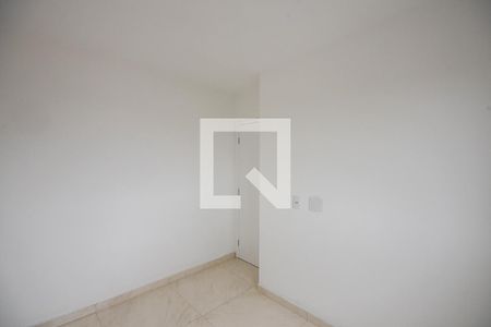 Quarto 1 de apartamento para alugar com 2 quartos, 43m² em Parque Arariba, São Paulo