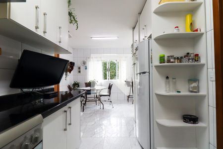 Casa para alugar com 350m², 3 quartos e 10 vagasCozinha