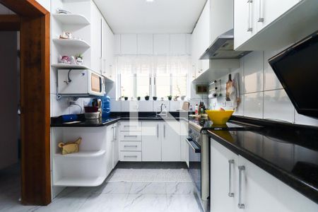 Casa para alugar com 350m², 3 quartos e 10 vagasCozinha