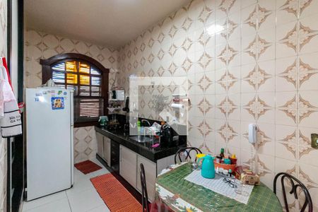 Casa para alugar com 233m², 5 quartos e 5 vagasCozinha e Área de Serviço