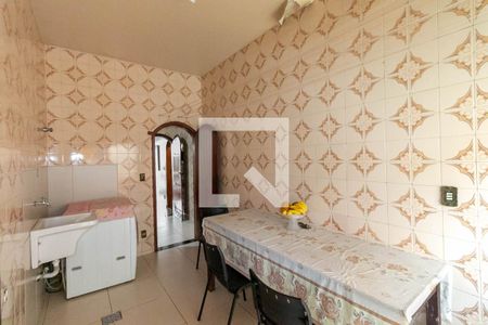 Casa para alugar com 233m², 5 quartos e 5 vagasCozinha e Área de Serviço