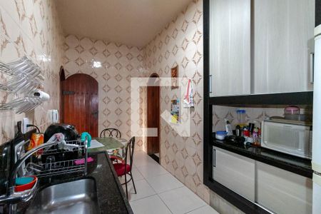 Casa para alugar com 233m², 5 quartos e 5 vagasCozinha e Área de Serviço