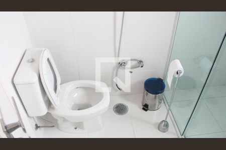 Apartamento à venda com 117m², 3 quartos e 3 vagasBanheiro da Suíte