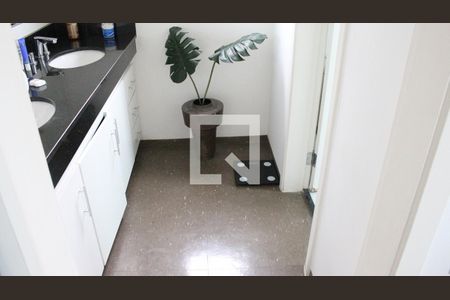 Apartamento à venda com 117m², 3 quartos e 3 vagasBanheiro da Suíte