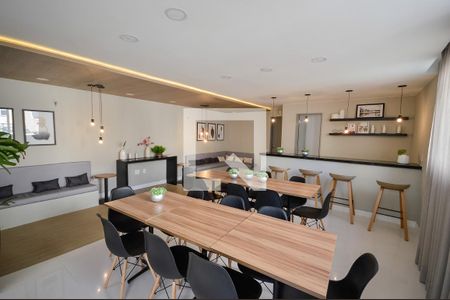 Apartamento para alugar com 45m², 2 quartos e 1 vagaÁrea comum - Salão de festas