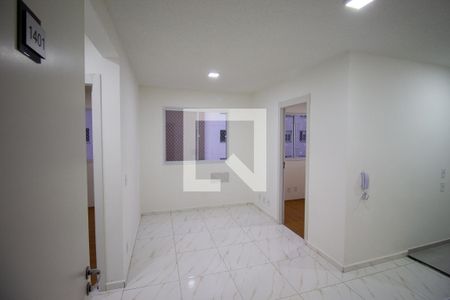 Sala de apartamento para alugar com 2 quartos, 38m² em Jardim Santo Antonio, São Paulo
