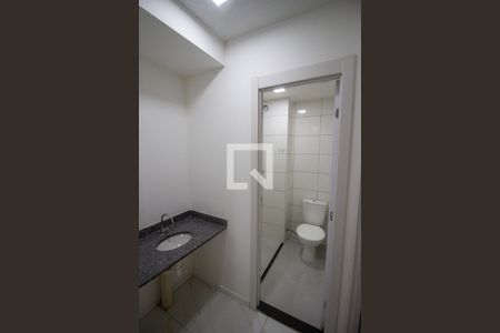 Apartamento para alugar com 38m², 2 quartos e sem vaga Apartamento para alugar com 38m², 2 quartos e sem vagaBanheiro