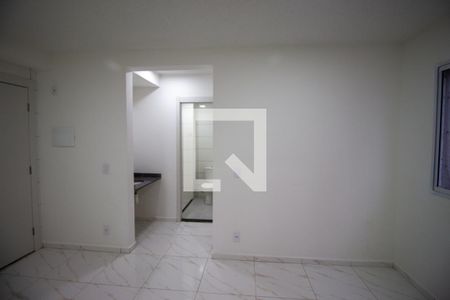 Sala de apartamento para alugar com 2 quartos, 38m² em Jardim Santo Antonio, São Paulo