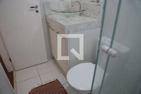 Apartamento à venda com 74m², 2 quartos e 1 vagaBanheiro da Suíte