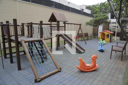 Apartamento à venda com 74m², 2 quartos e 1 vagaPlayground