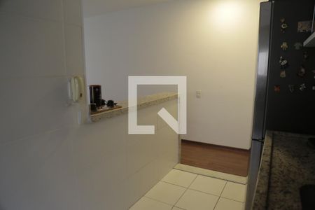 Apartamento à venda com 74m², 2 quartos e 1 vagaCozinha