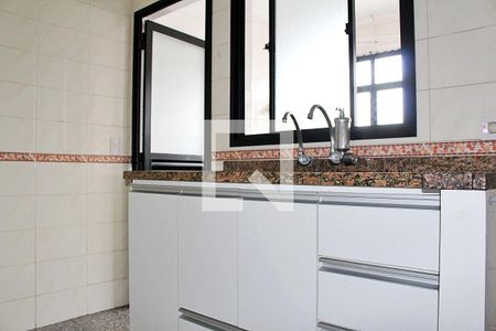 Apartamento à venda com 86m², 3 quartos e 2 vagasCozinha