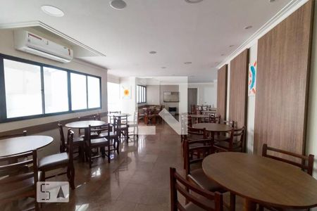 Apartamento à venda com 86m², 3 quartos e 2 vagas Apartamento à venda com 86m², 3 quartos e 2 vagasÁrea comum - Salão de festas