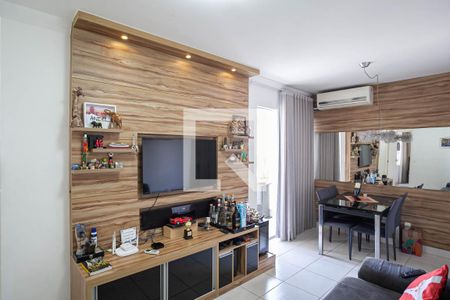 Sala  de apartamento à venda com 2 quartos, 71m² em Paquetá, Belo Horizonte