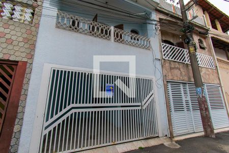 Casa para alugar com 68m², 2 quartos e 1 vagaFachada